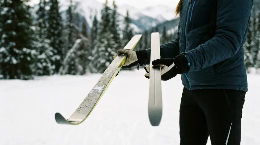 Primerjava smuči za klasično in drsalno tehniko